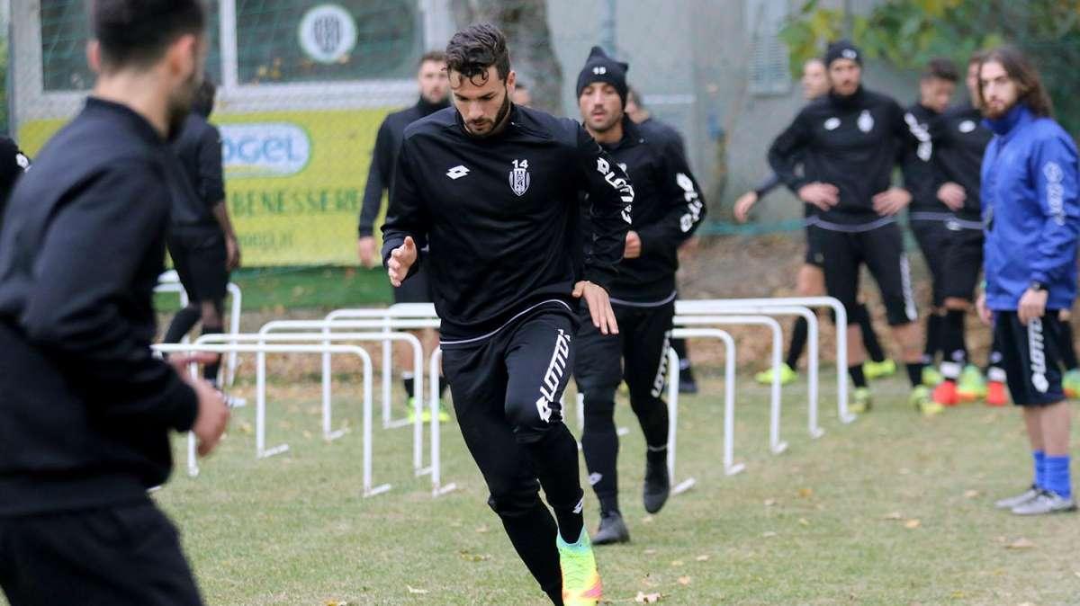 Allenamento nero: a Villa Silvia ci sono i gradoni
