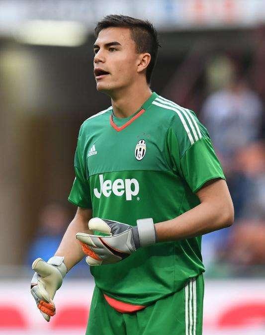 Il Cesena cerca il portiere sempre in casa Juve
