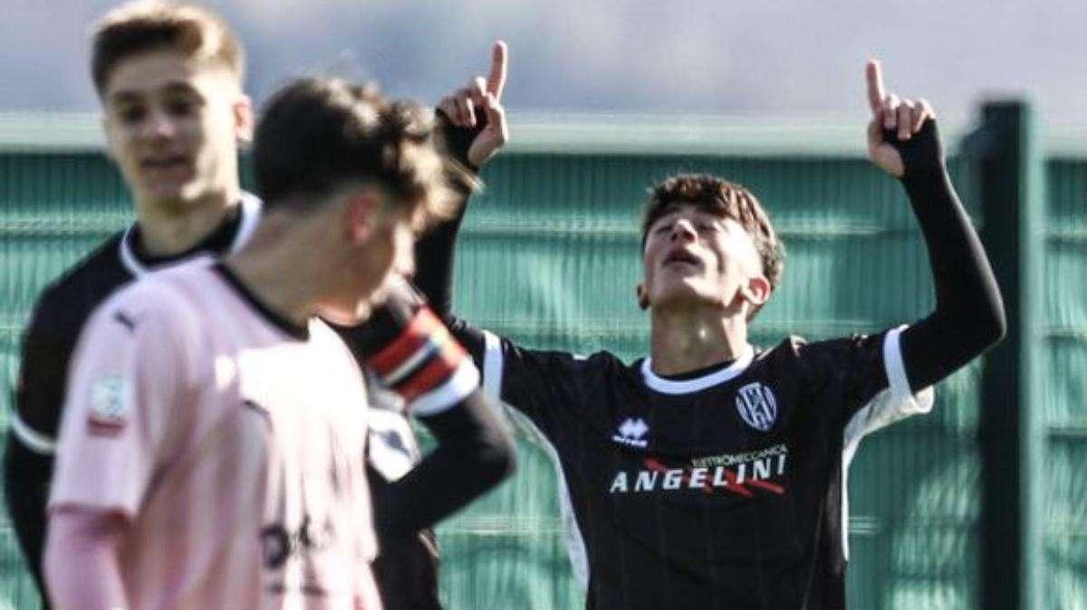 Cavalluccio frenato dagli aquilotti: a La Spezia è solo un misero pari