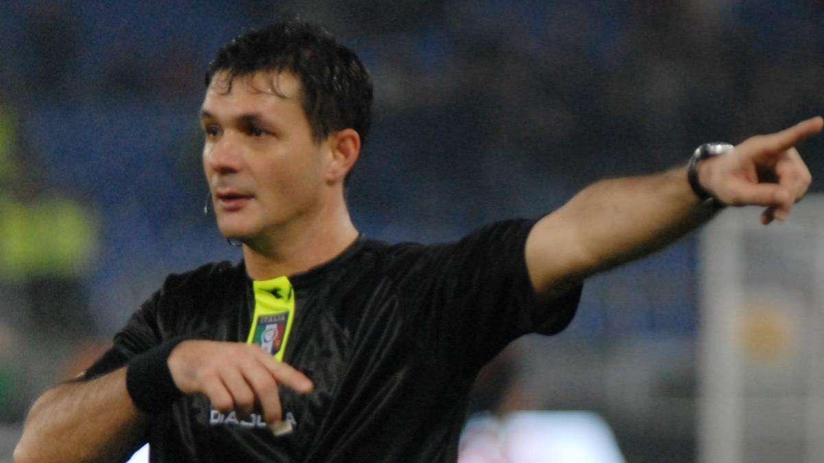 Cagliari-Cesena, fischia Romeo