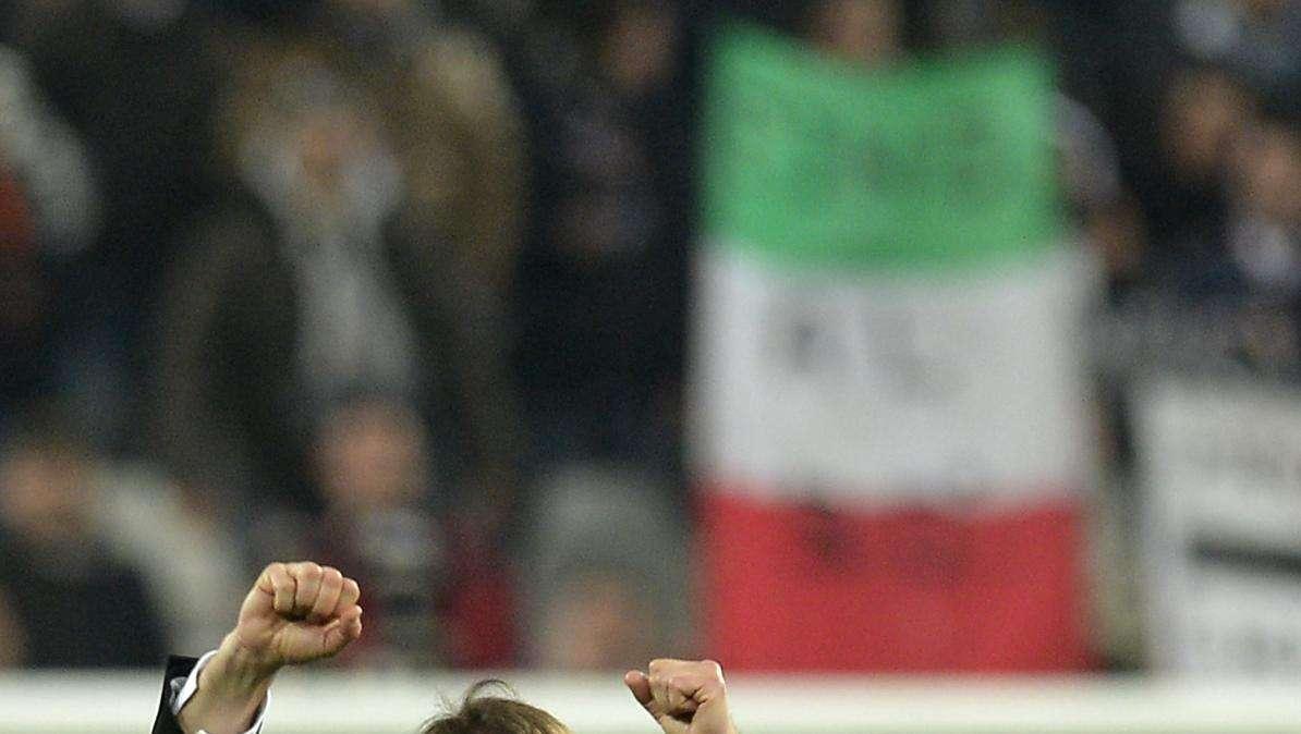 Conte: "Vinciamo spendendo poco"