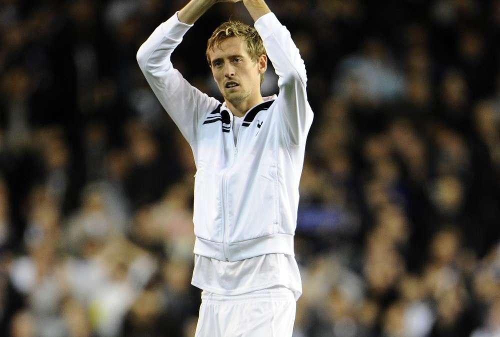 Lennon suona il Milan, Crouch lo giustizia
