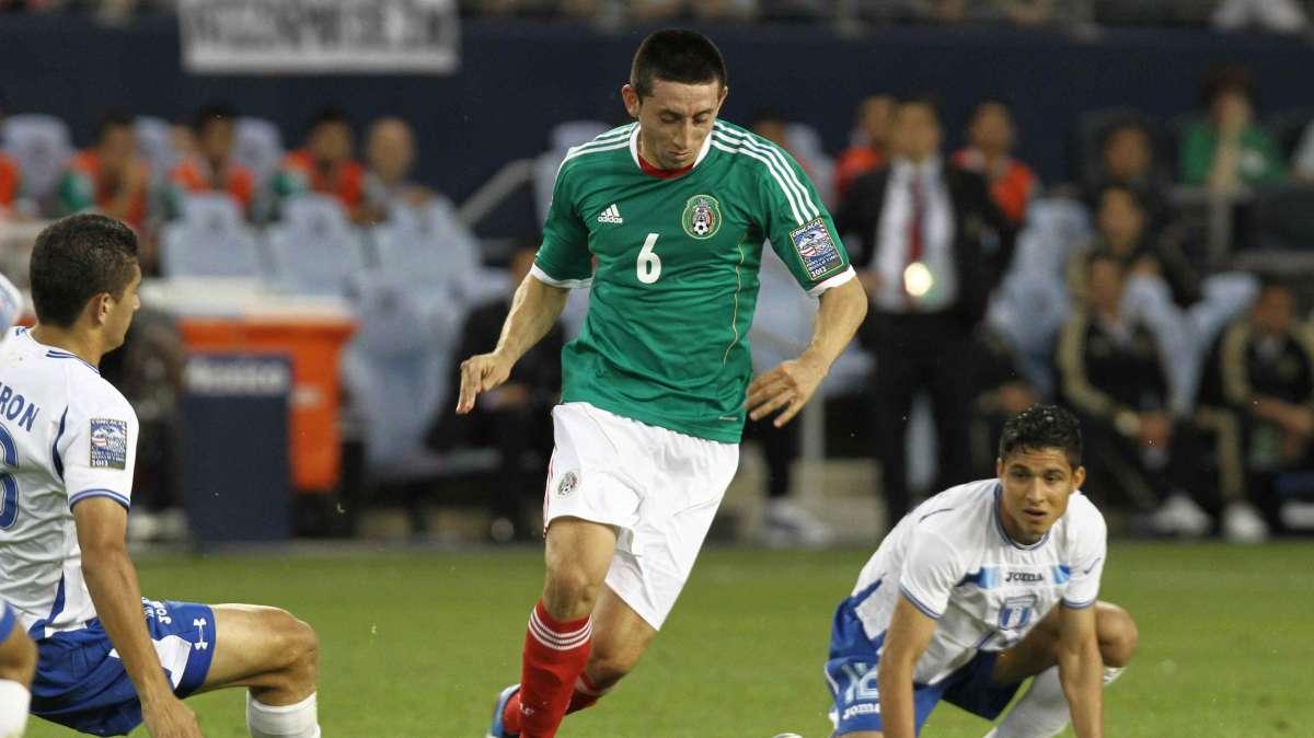 Calciomercato, Napoli: pressing azzurro su Hector Herrera