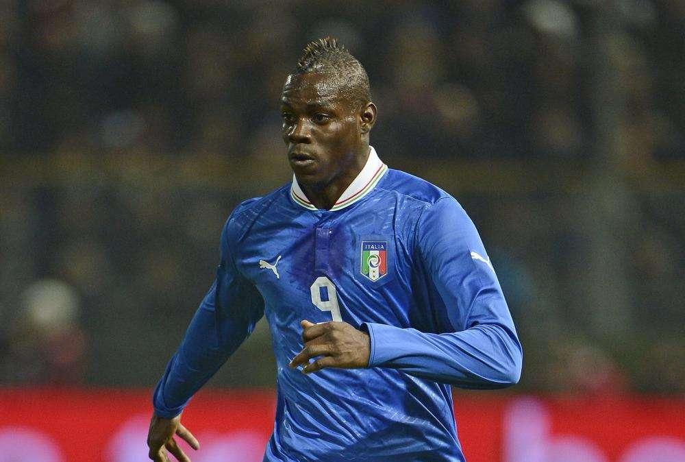 Man. City, Balotelli sul mercato ma intanto convocato