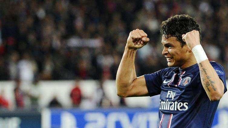 Barcellona, pressing per Thiago Silva. Hummels l'alternativa