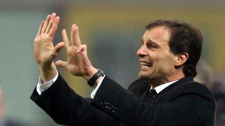 Milan, Allegri: “A gennaio qualcuno partirà. Honda? Adatto all'albero di Natale"