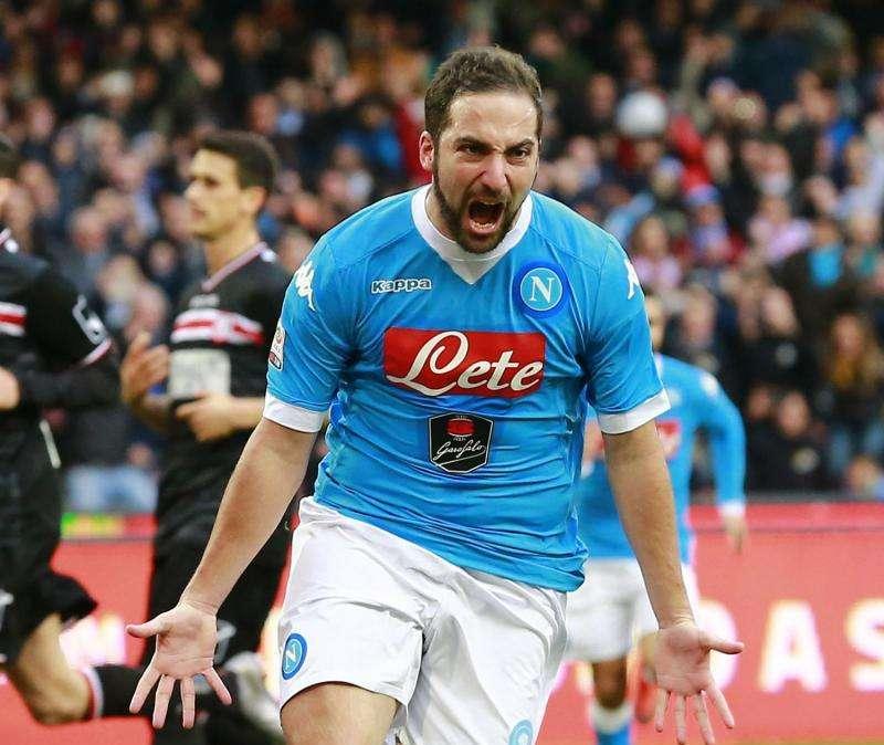 Napoli, serve una vittoria per ritrovare il sorriso