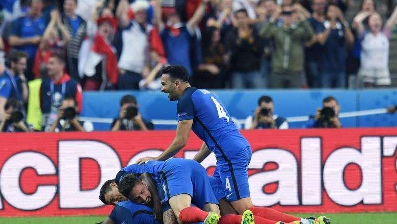 Euro2016 - Francia ok, oggi tocca all'Inghilterra, a Bale e a De Biasi