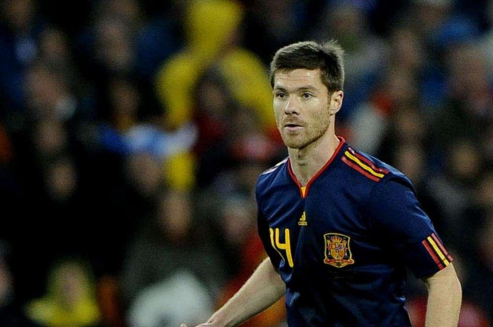 Real Madrid, Xabi Alonso difende Mourinho