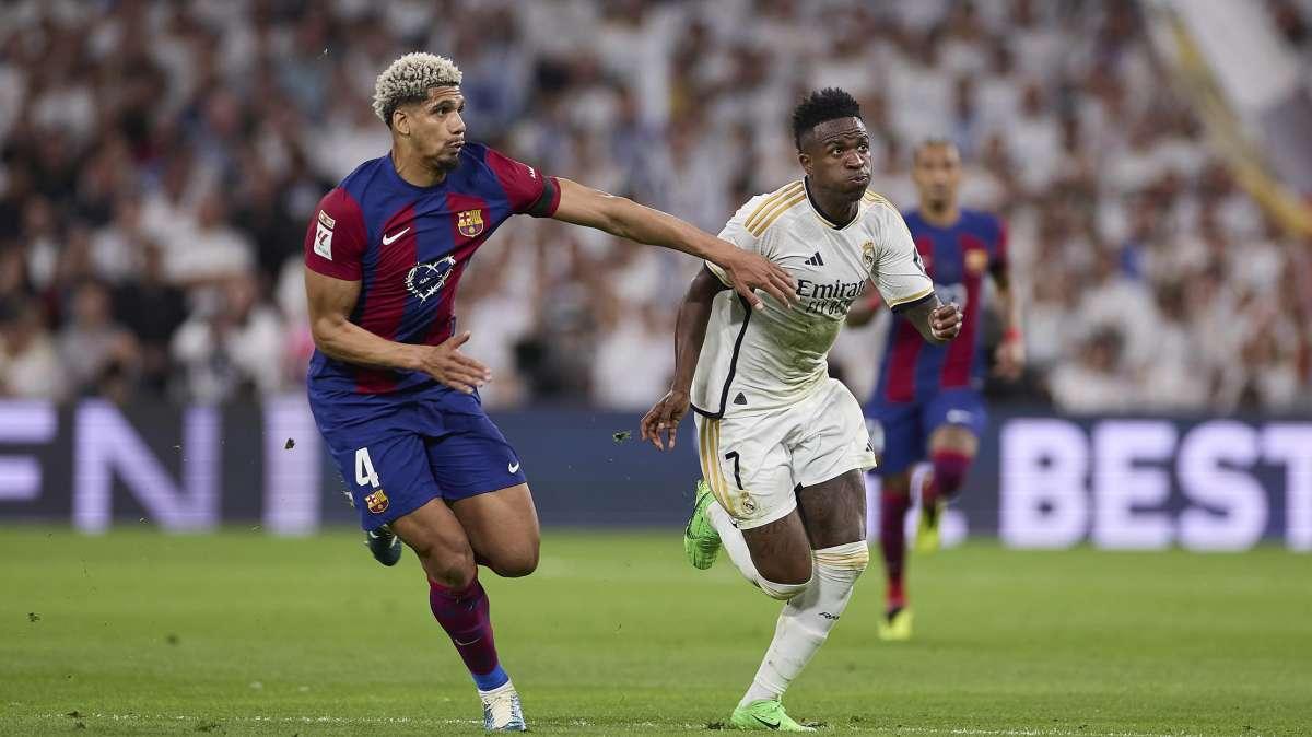 La Stampa - "Juve, stretta finale su Araujo. Nuovi contatti per Kolo Muani"