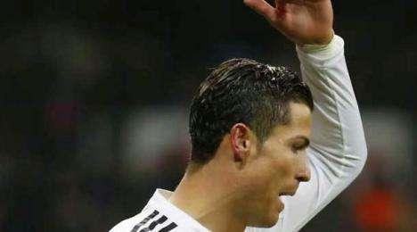 Real Madrid , CR7 non ha gradito i fischi dei suoi tifosi 