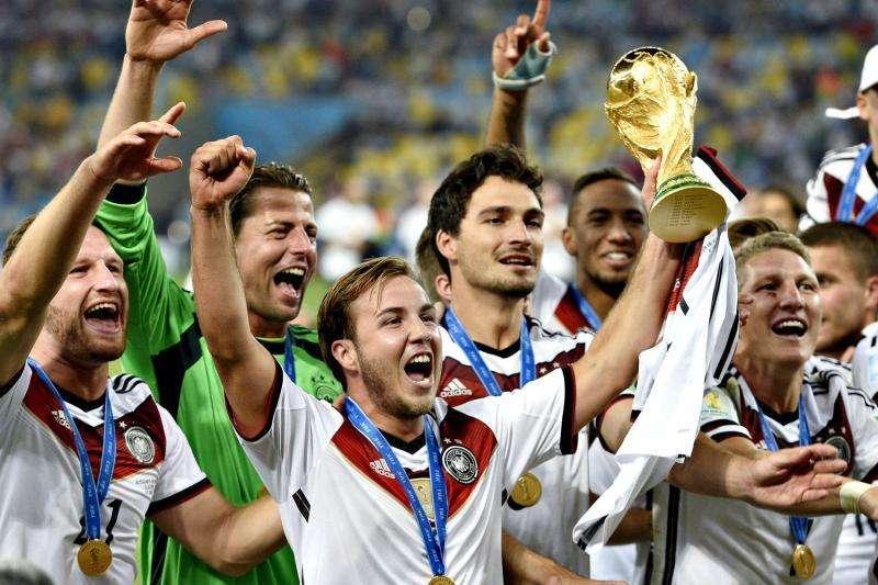Valencia, Mustafi: "Siamo nella M..."