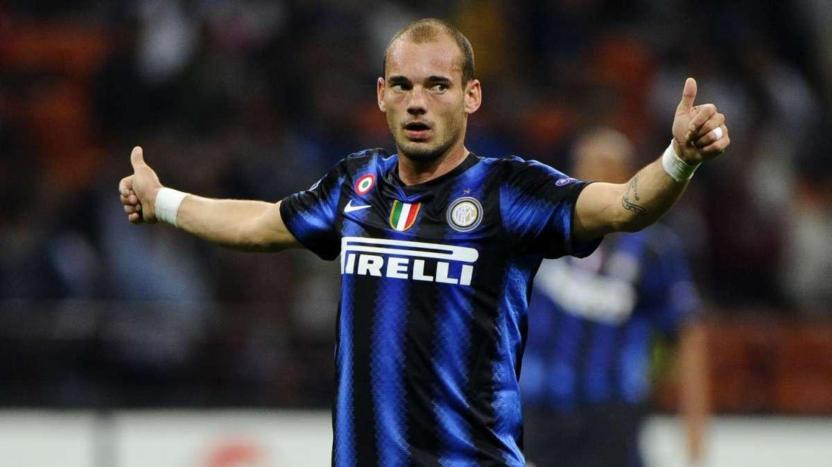 Manchester United, resa per Sneijder