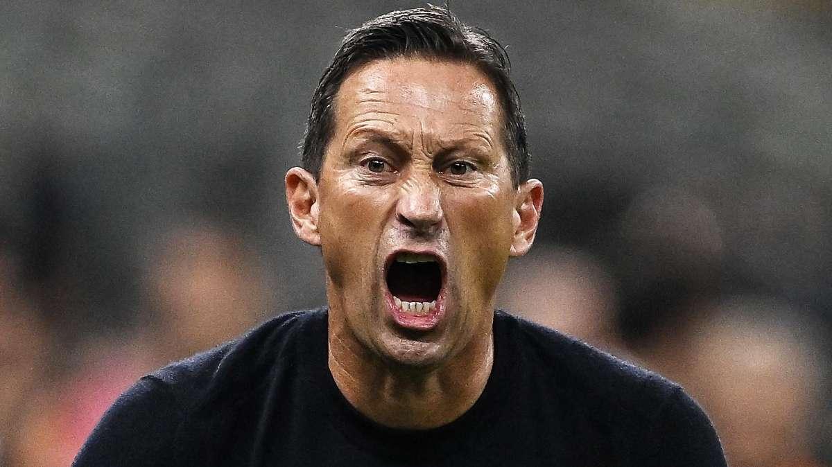 Benfica, Schmidt ammette: "Diversi club interessati a Neres"