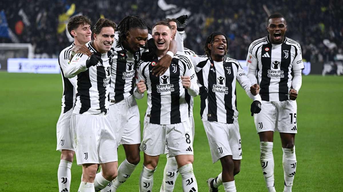 TuttoSport - "Juve a 5 stelle"