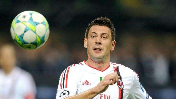 Milan, Bonera: "Con il Barça grande difesa. Su San Siro..."