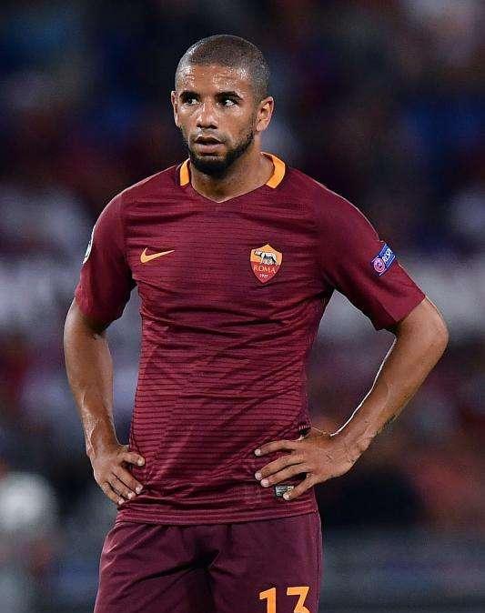 Roma, incidente d'auto per Bruno Peres