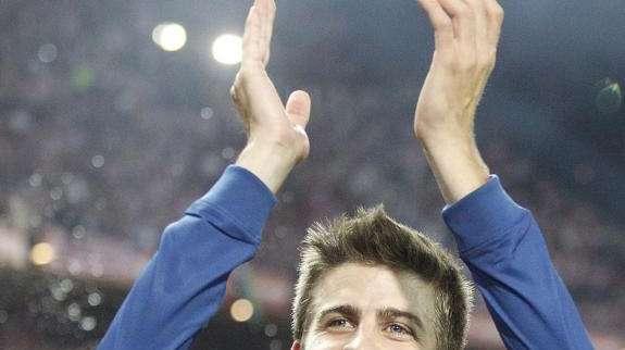 Barcellona, Piquè: "Basta con le critiche a Fabregas! Avrà una magnifica stagione"