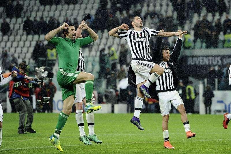 Juve, missione iberica per l'estate