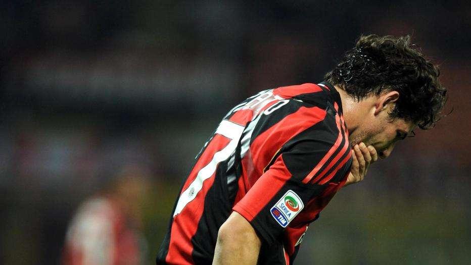 Milan, tre settimane di stop per Pato