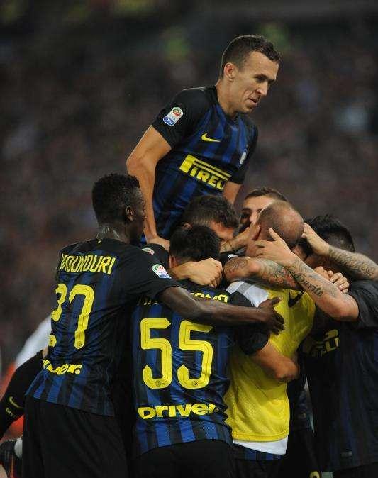 Viaggio nella crisi dell'Inter: riserve carenti e discontinuità