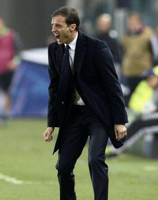 Juventus, Allegri: "L'espulsione ci ha penalizzato, serata comunque positiva. Pogba sta crescendo"