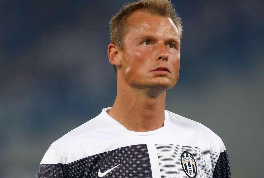 Juventus, Manninger fuori un mese