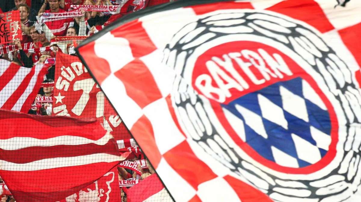 Bayern, sfida con lo Schalke per Carrasco
