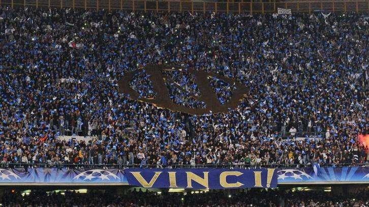 Napoli, Vargas e Britos in lista Champions