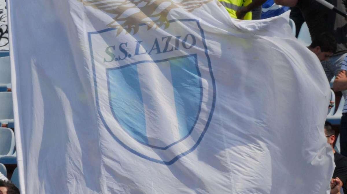 Cambia l'arbitro di Sporting-Lazio
