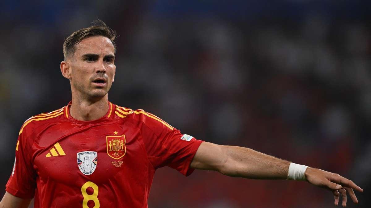 Barcellona, per il centrocampo occhi puntati su Fabian Ruiz