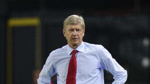 Arsenal, Wenger: "Arshavin resta. Sul mio futuro..."