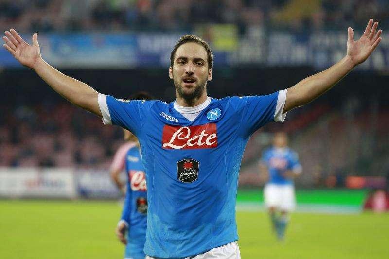 Higuain, parla l'agente: "Higuain non andrà via, sogna lo scudetto"