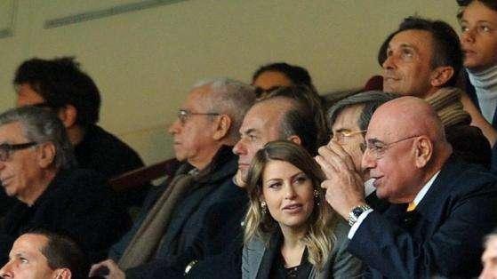 Milan, Galliani: "Allegri qui per tanti anni. Sul Barcellona..."