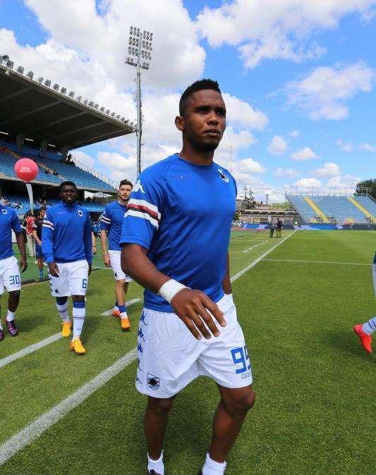 Eto'o al centro sportivo di Barcellona