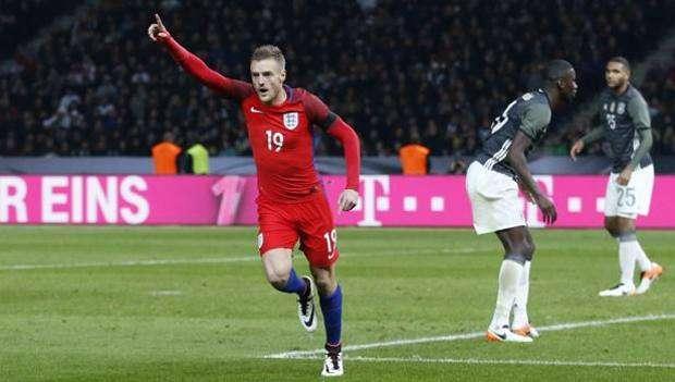 Premier League, si torna in campo: Leicester in casa, trasferta ostica per il Tottenham