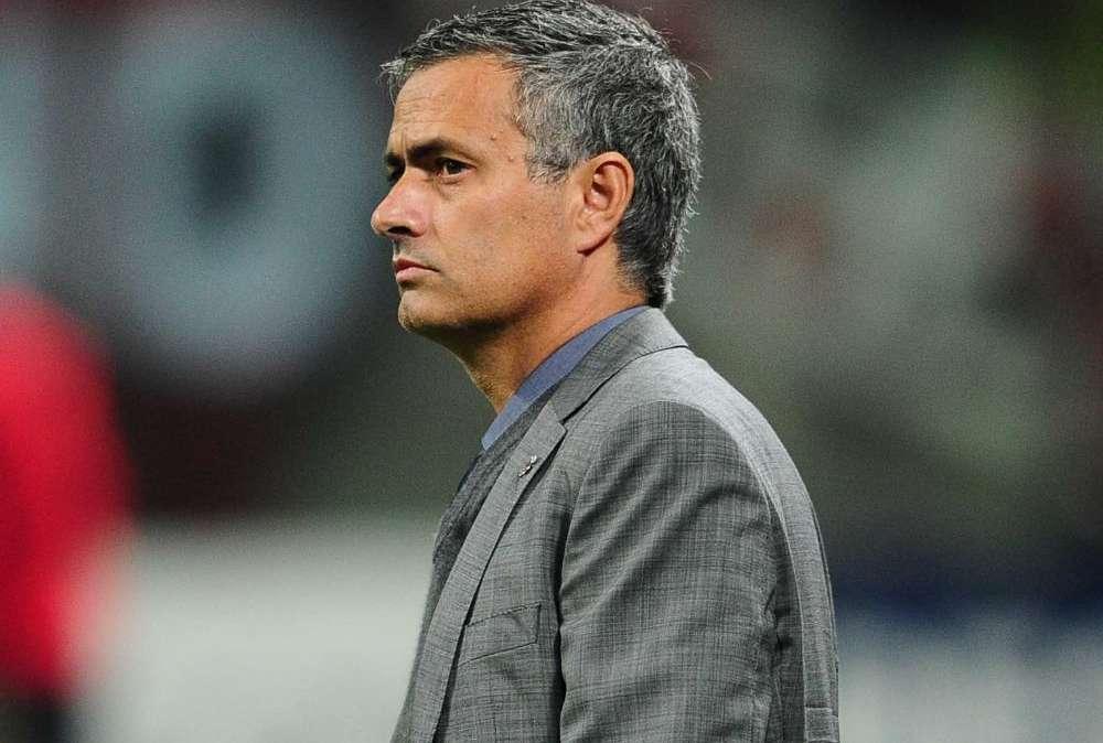 Real Madrid, la dirigenza conferma Mou. Che intanto rompe con lo staff medico...