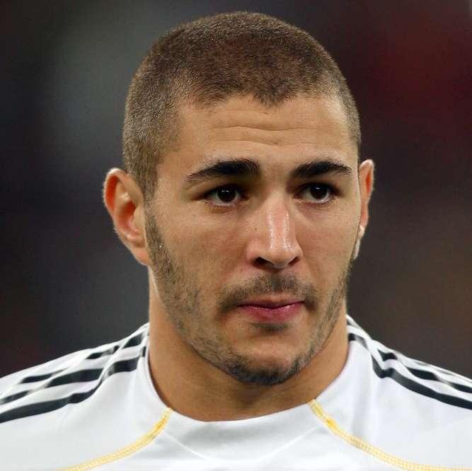 Real Madrid, Benzema via a giugno?