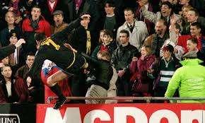 Manchester United, Cantona ritorna sul fataccio di 21 anni fa