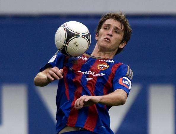 CSKA Mosca - Manchester United 1-1,  LE PAGELLE:  Fernandes e Valencia i migliori in campo, male Rojo.