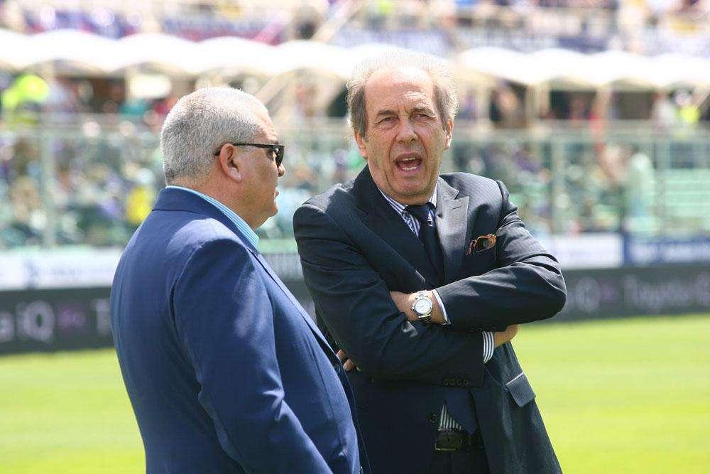 Napoli, Foschi elogia Cavani: "È un grande attaccante e può crescere ancora di più"