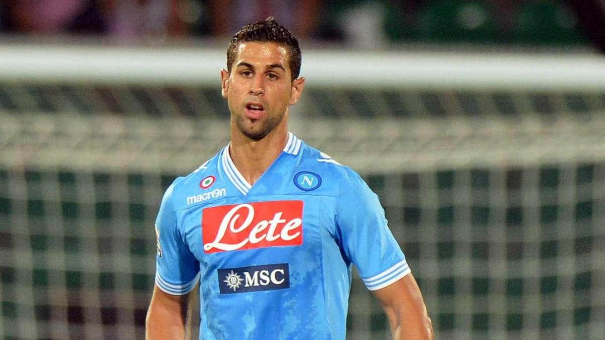 Napoli, carica Britos: "Voglio subito il Chelsea"