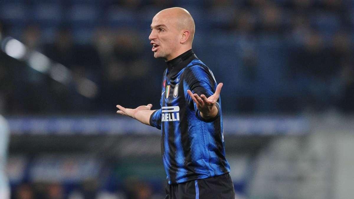 Inter, per Cambiasso tre settimane di stop. Ma non è l'unica tegola...
