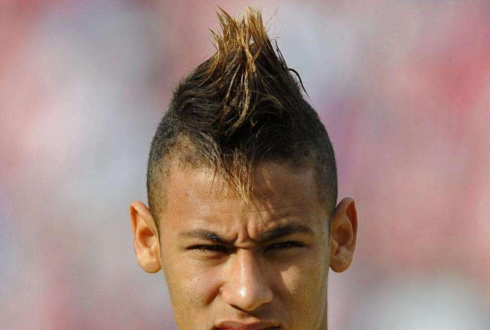 Neymar nega ogni accordo col Barcellona
