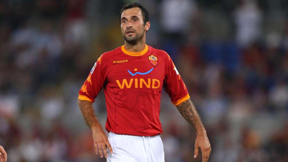 Roma, Vucinic torna a disposizione