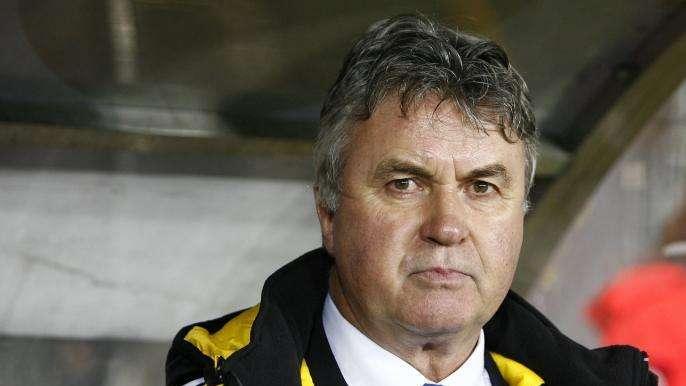 Chelsea: Hiddink è a Londra