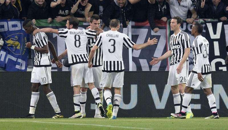 Oltre il mercato la Juventus ha iniziato a sudare