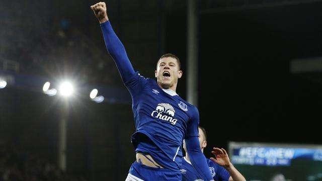 Premier League: pareggio per il Chelsea, Barkley trascina l'Everton