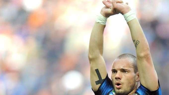 United, Ferguson vuole tre rinforzi: Thiago Silva e Sneijder nel mirino