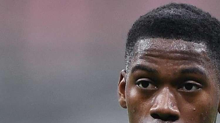 Il Lille passa a Reims (0-2). Paura per Gomes dopo uno scontro aereo